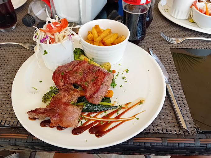 Africa House Hotel