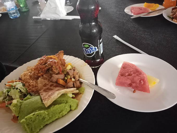 Elsa Hotel Meru