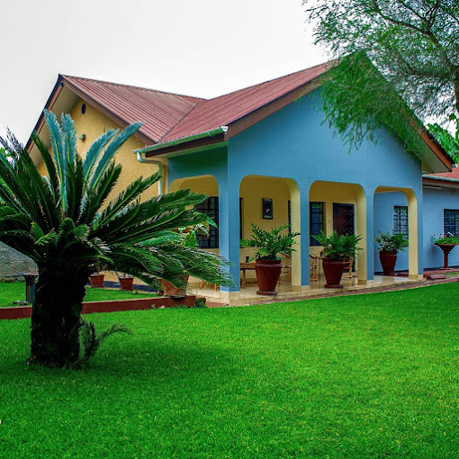 Hakuna Woga Inn