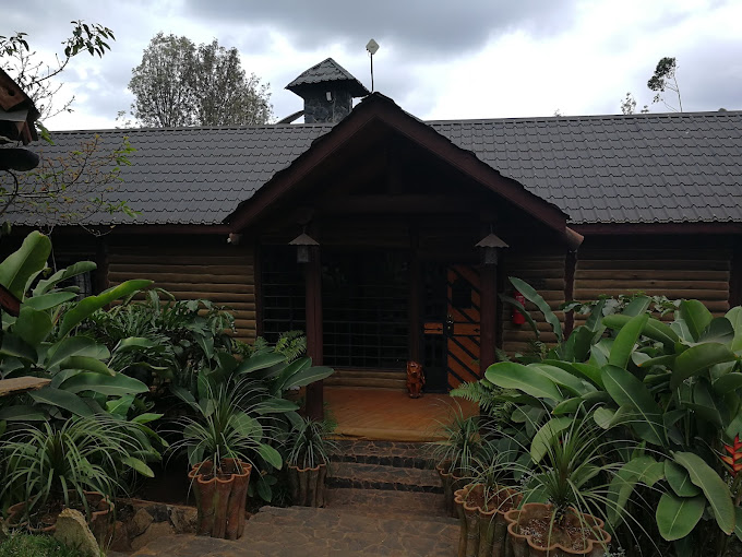 K Cabin Lounge