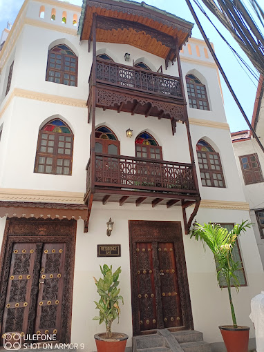 Kisiwa House