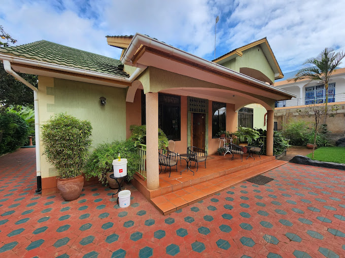 Korona House