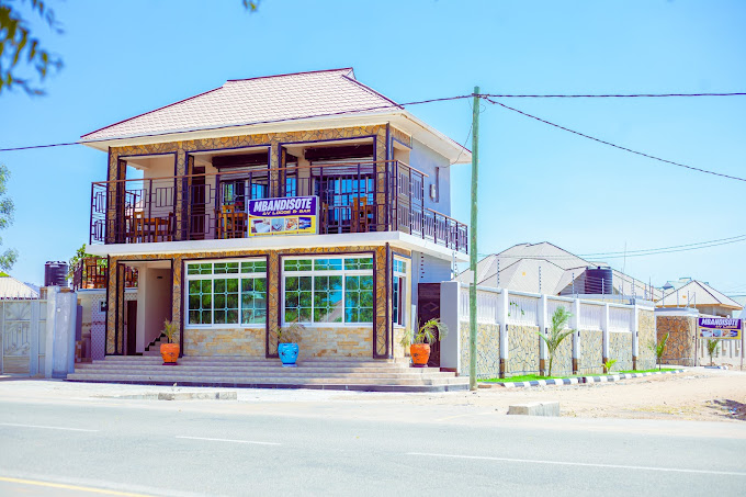 MBANDISOTE 4V LODGE