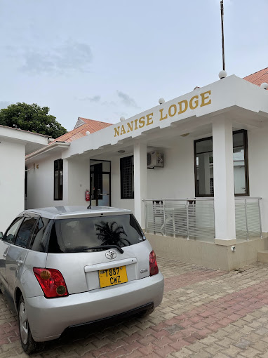 Nanise Lodge