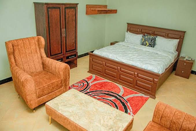 Mlimwa Hill Palace