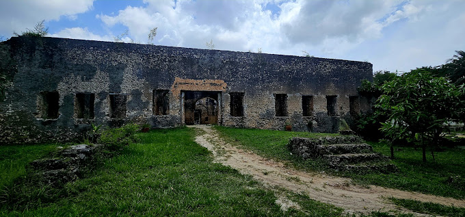 Mtoni Palace Ruins