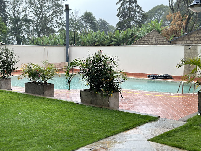 Alba Hotel Meru