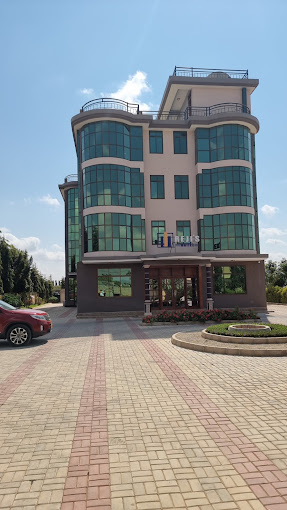 Reji’s Hotel