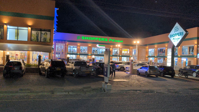Shoppers Plaza