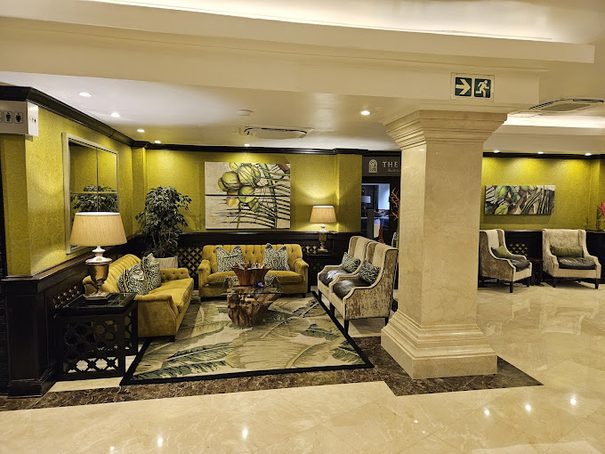 Sea Cliff Hotel