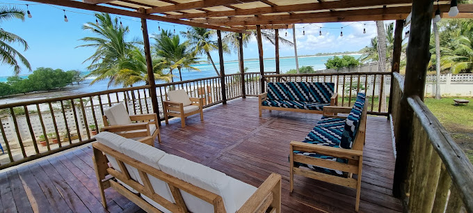Karibu Beach Villa