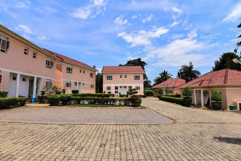 Entebbe crane guesthouse