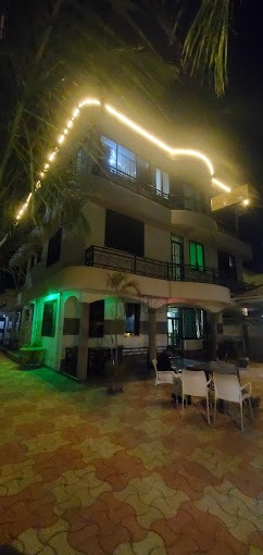 Laverny Hotel
