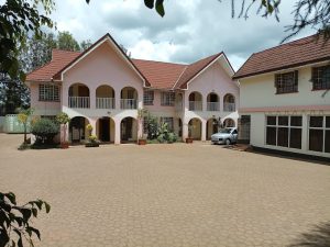 Queens Garden Hotel