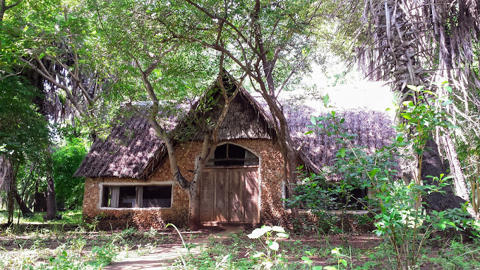 Funzi Cove Ecolodge