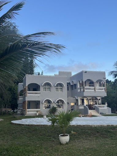 718 Galu – Private Beach Residence