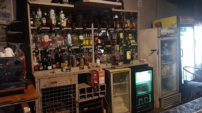 4 Points Bar and Restaurant Ltd