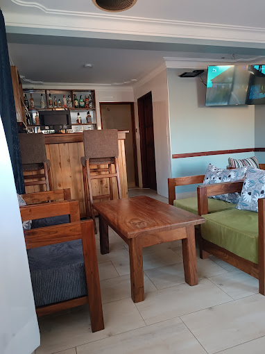 Bavah Airport Hotel