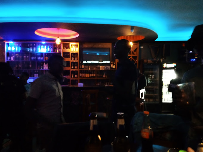 Shooters Bar And Grill