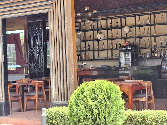 Acacia Country Inn
