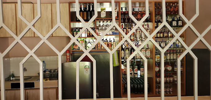 Aljona Apartments (Airbnb) & Hotel