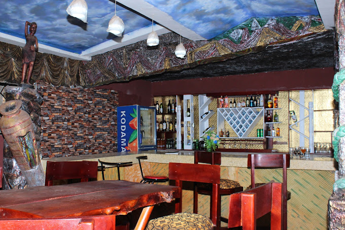 DAMAR HEIGHTS HOTEL LTD