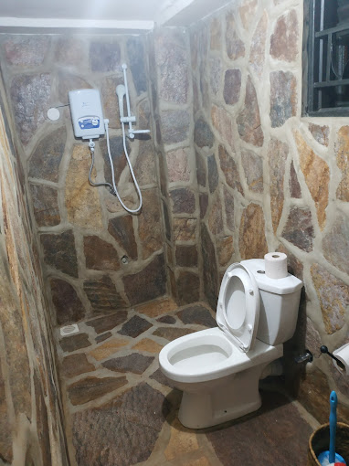 Green Valley Guest House & Backpackers