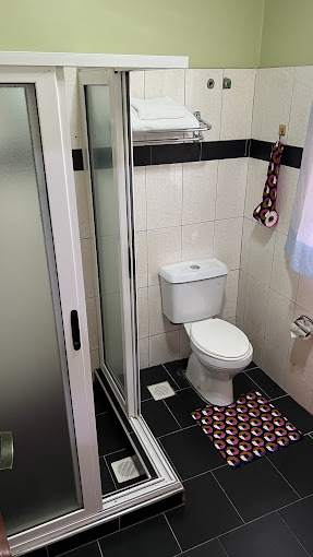 Airport link Guesthouse Entebbe
