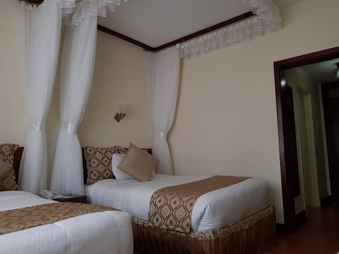 Sirikwa Hotel