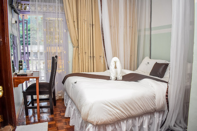 Glamour Apollo Hotel Webuye