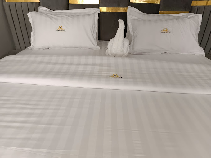 STREAMLIVE HOTEL & SPA