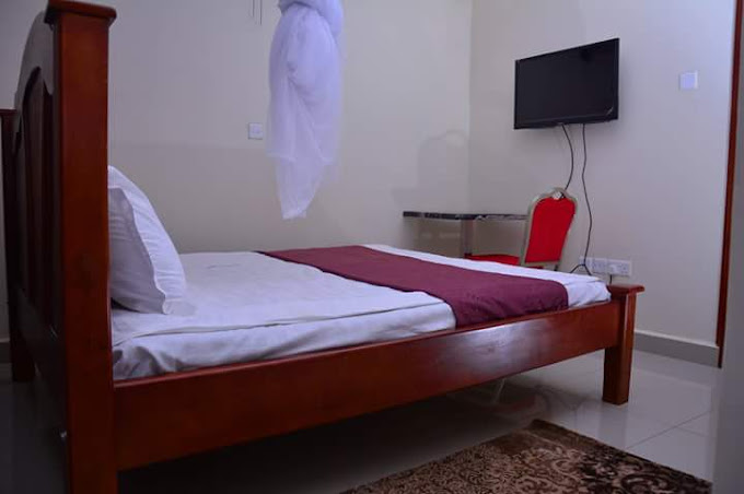 Mak Queen Hotel