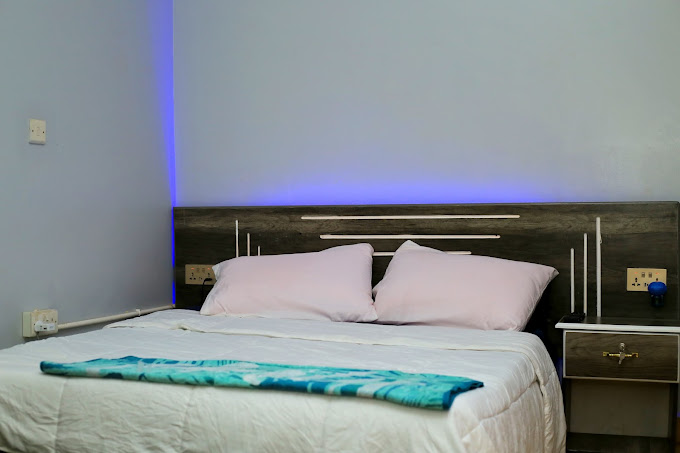 EQUATOR GATES HOTEL