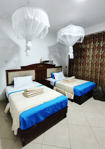 Hibis Hotel