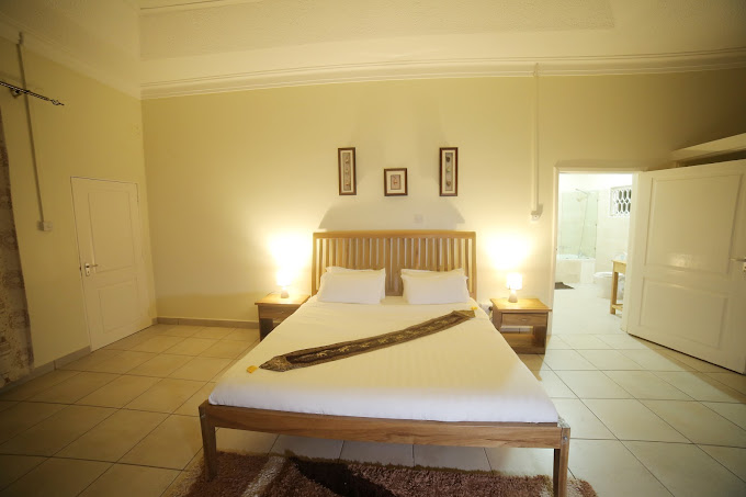 Entebbe Palm Hotel