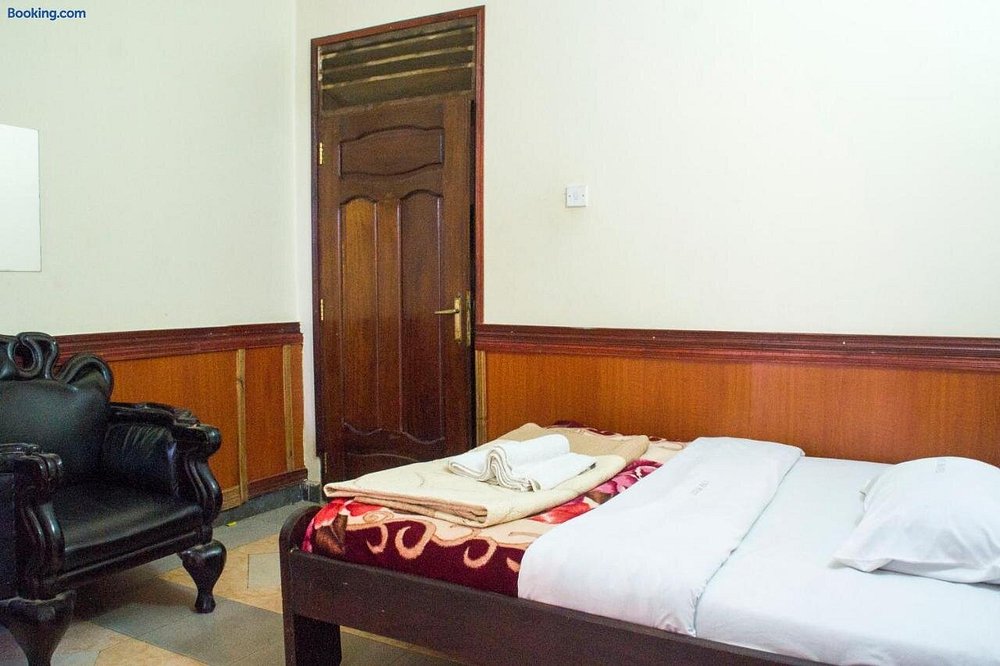 Rays Hotel