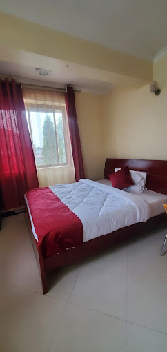 Laverny Hotel