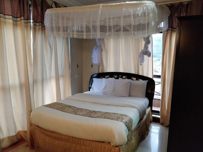 La Kairo Hotel