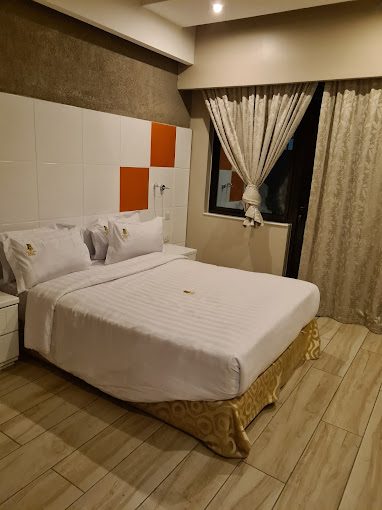 Gold Crest Hotel