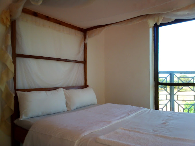 View Hill Hotel – Voi