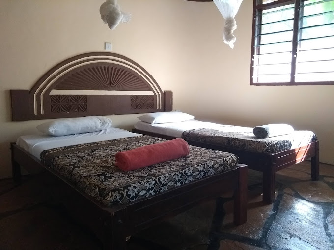 Jumbo Hilltop Lodge