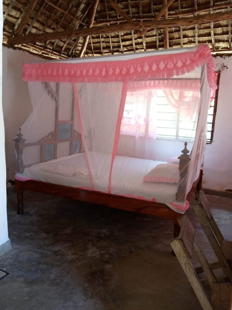 Mida Creek Eco Camp