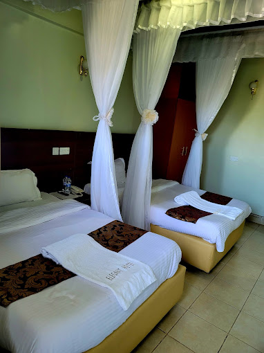 Elegant Hotel