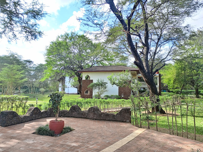 Hunters Lodge