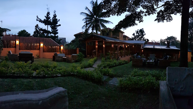 The Hub Hotel Restaurant And Spa
