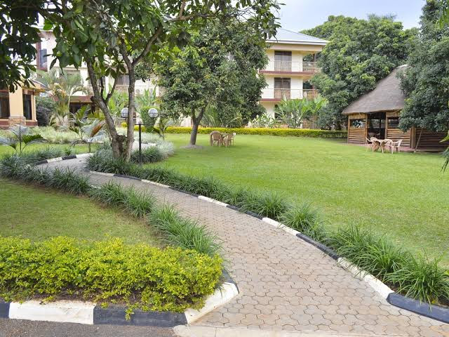 Askay Hotel Suites