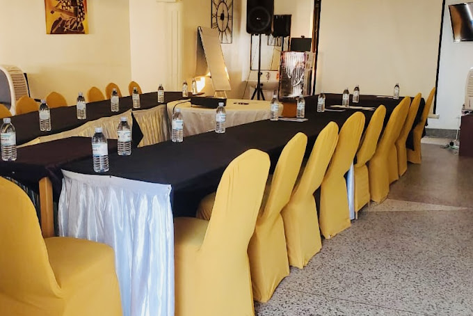Mowicribs Hotel and Spa