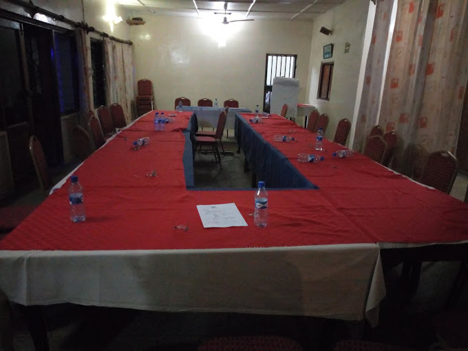 Dhows Inn Ltd