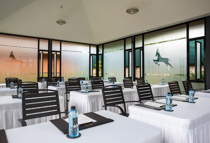 Hunters Paradise Tuuti Restaurant