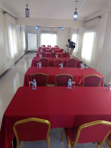 Front Page Hotel Ltd